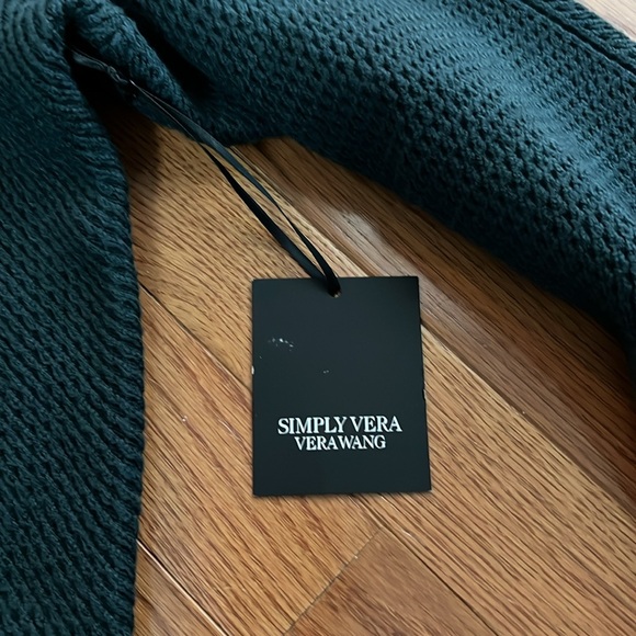 New Vera Wang zip sweater - Picture 6 of 6